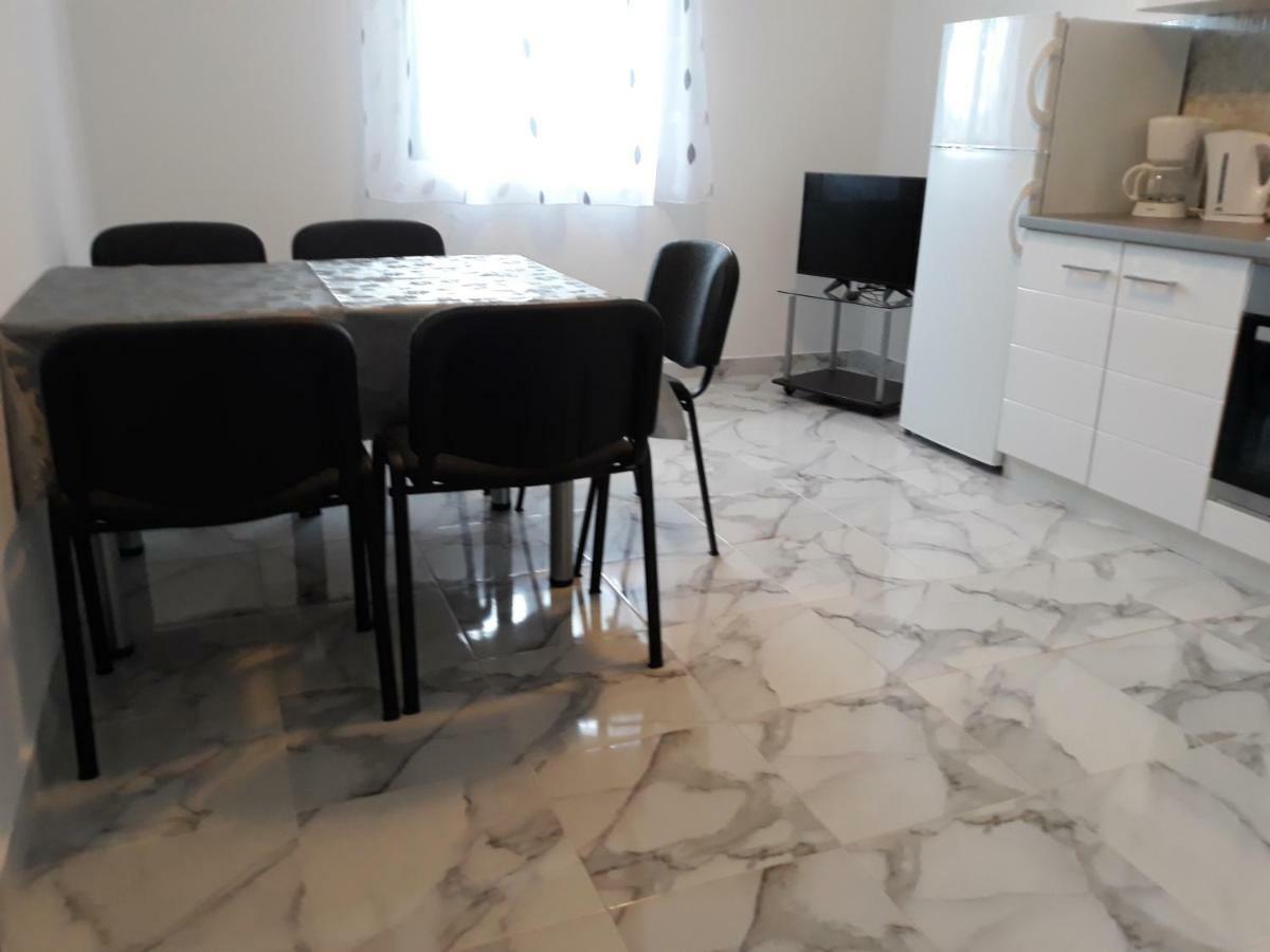 Apartments Jelicic 比奥格勒·纳·莫鲁 外观 照片